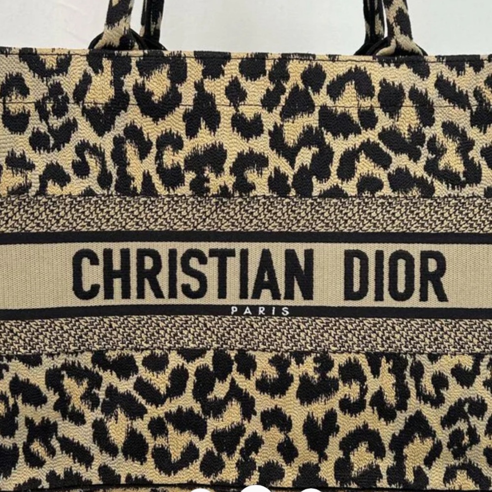 DIOR 2021 LEOPARD BOOK TOTE